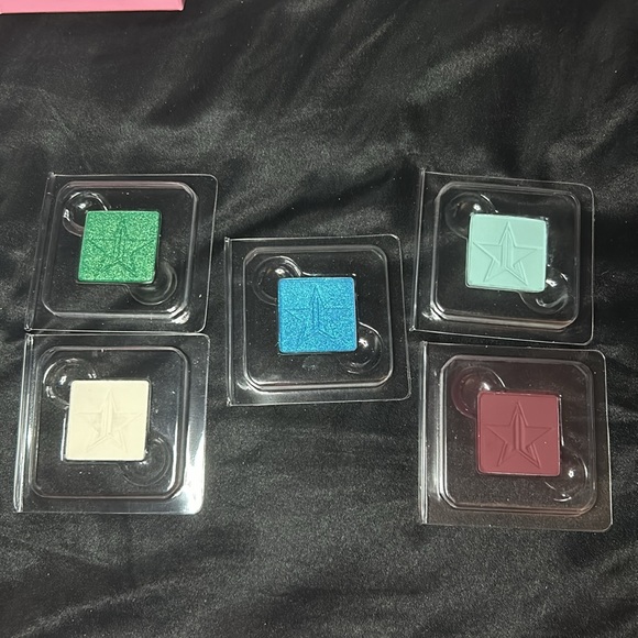 ⭐️Jeffreestar⭐️ single shadows selling all 5 together - Picture 4 of 5